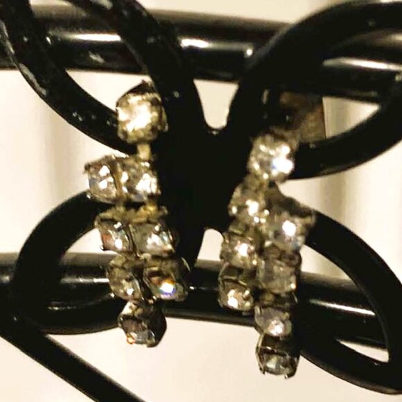 SMALL RHINESTONE POST & DROP EARRINGS - Picture 1 of 1